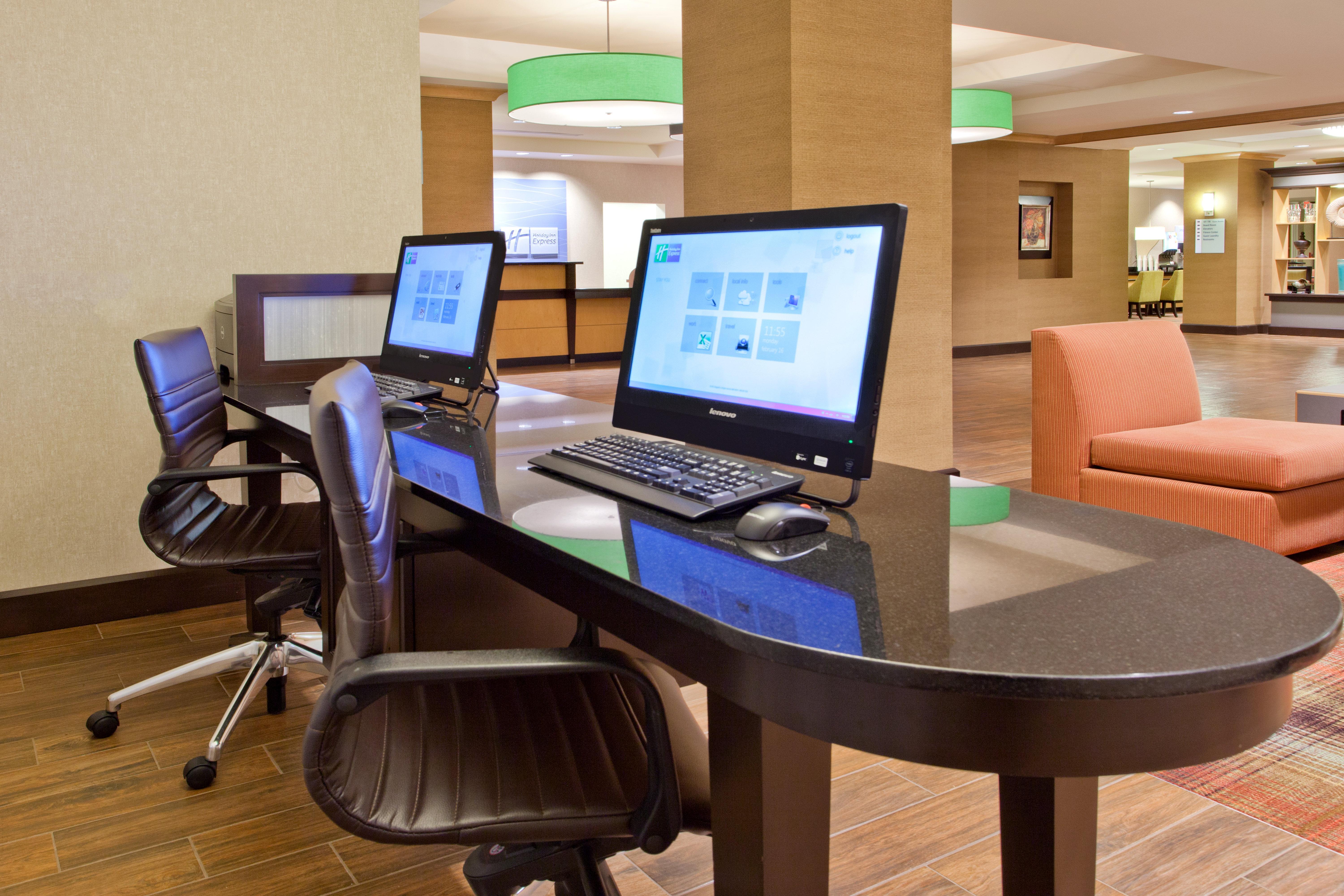Holiday Inn Express Hotel & Suites Huntsville West - Research Park By Ihg Eksteriør bilde