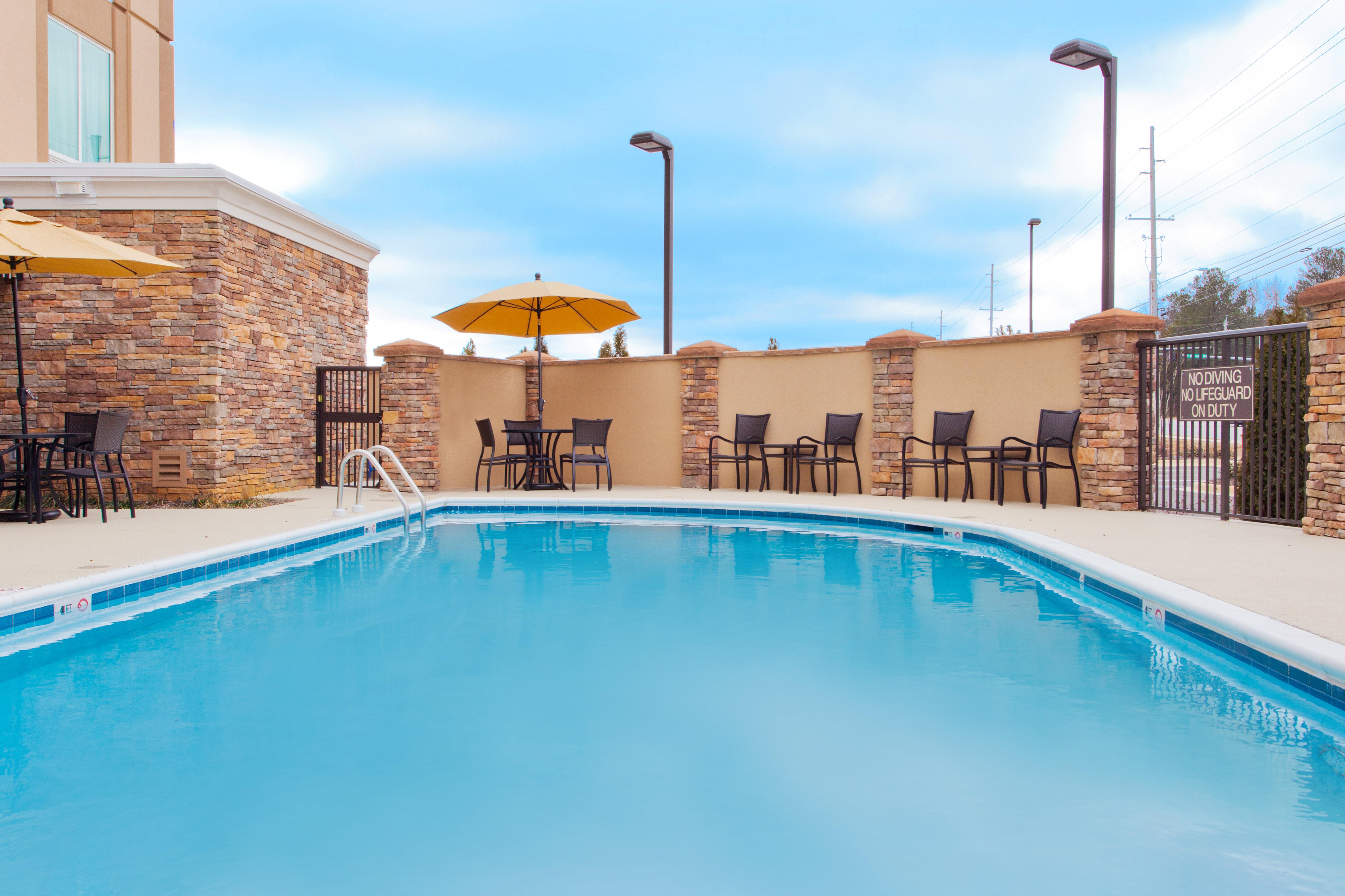 Holiday Inn Express Hotel & Suites Huntsville West - Research Park By Ihg Eksteriør bilde