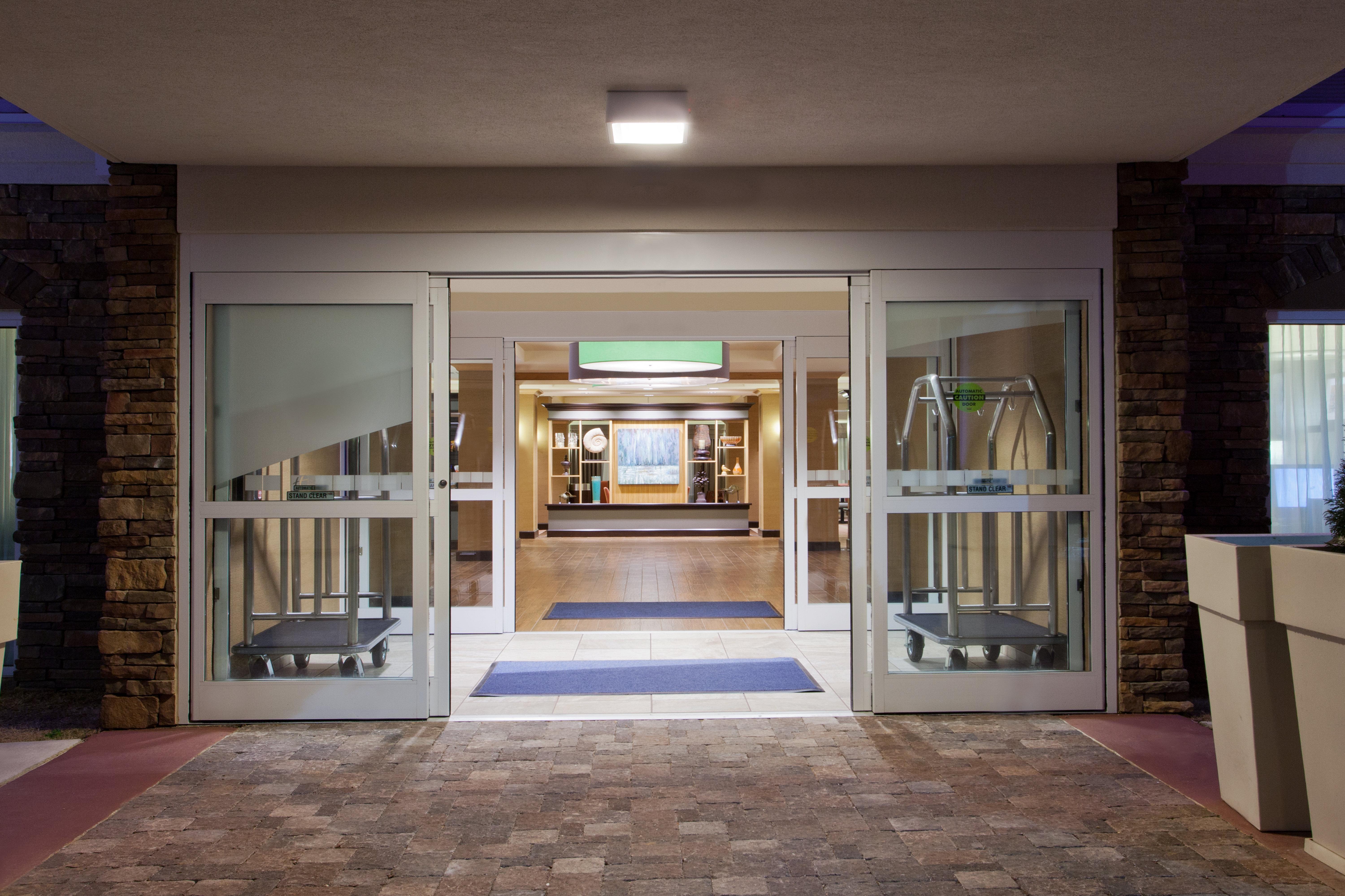 Holiday Inn Express Hotel & Suites Huntsville West - Research Park By Ihg Eksteriør bilde